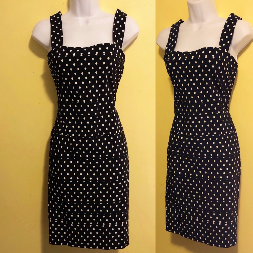 Tommy Hilfiger SOLD ✅ - Picture 2 of 6